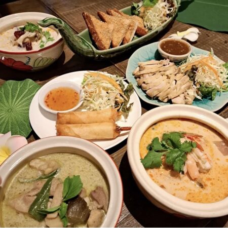 一番人気は「カニソフトシェルのカレー風味玉子炒め」