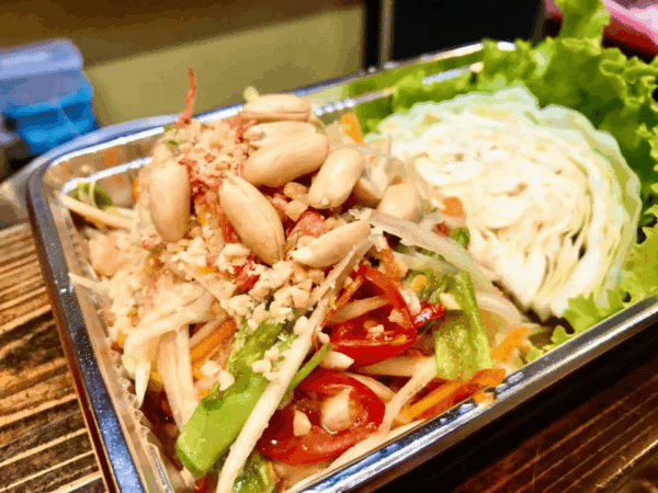 タイ人シェフが作る本場の味をテイクアウトでも